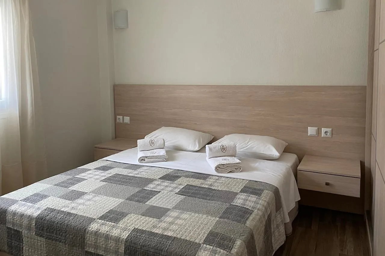 Royals Apartments 2 Νικήτη